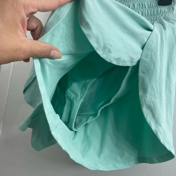 TALULAH Green Athletic Shorts with Elastic Waistband - Picture 4 of 9